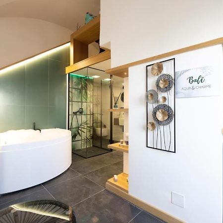 Bali Aqua&Charme Bed and Breakfast Γκαέτα Εξωτερικό φωτογραφία